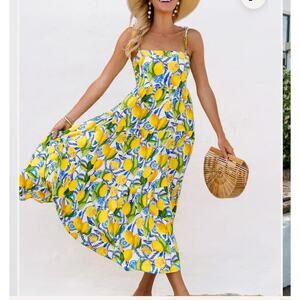 Kenny Flowers The Positano Women's Maxi Dress Size (M) Resort Lemon Print